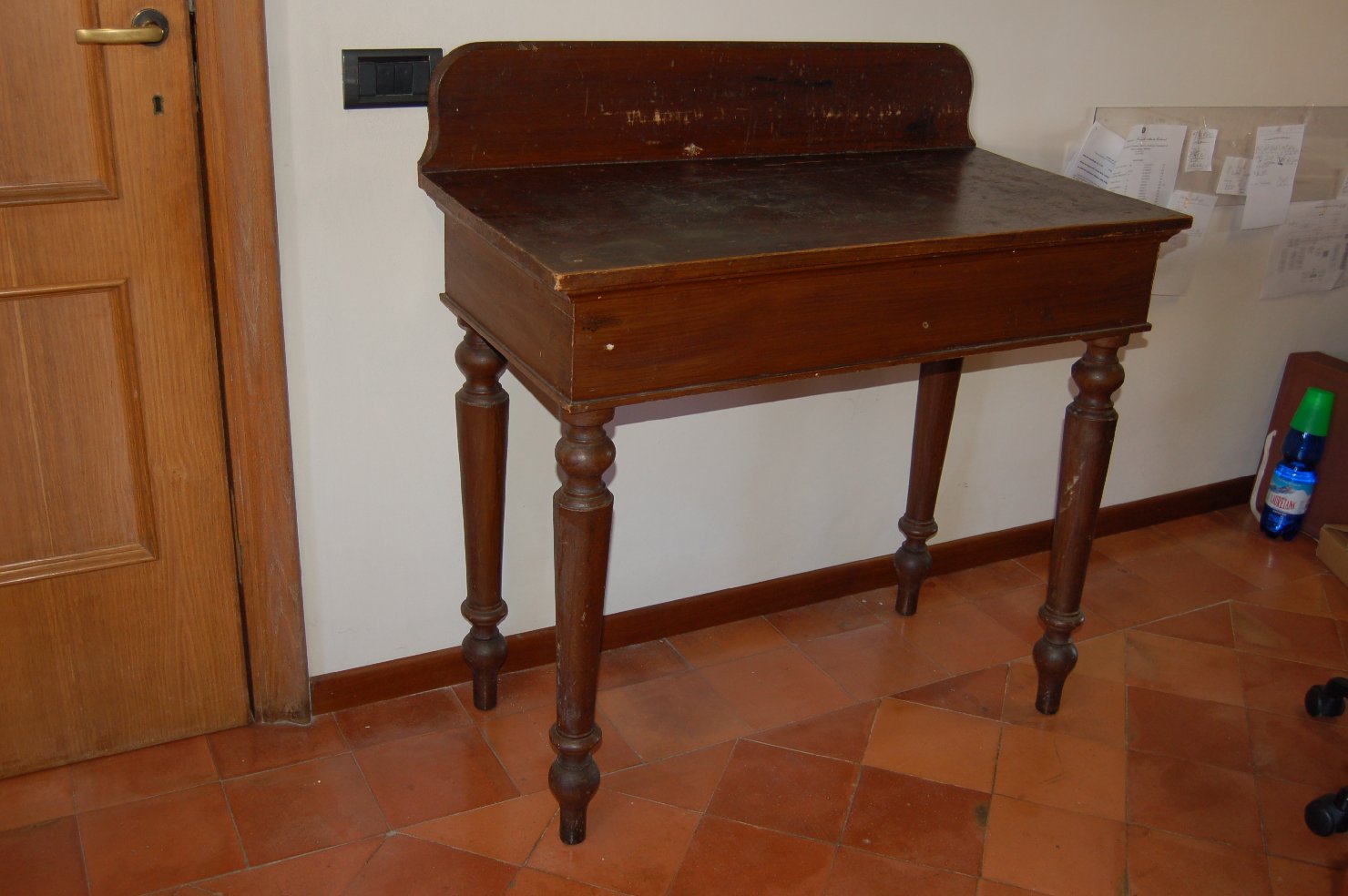 tavolo da muro, opera isolata - ambito Italia settentrionale (ultimo quarto sec. XIX)