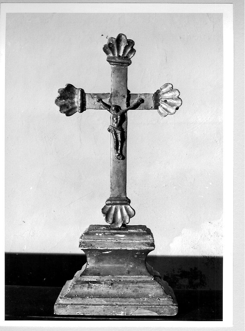 croce d'altare - bottega marchigiana (fine/inizio secc. XVIII/ XIX)