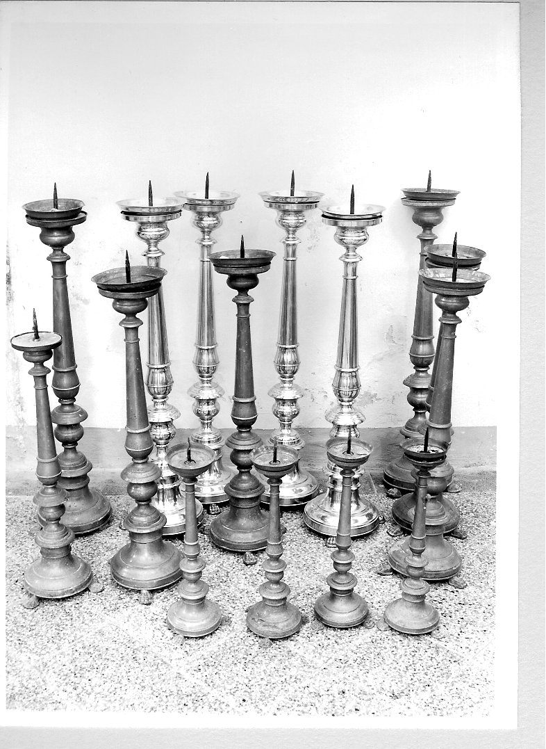 candeliere, serie - produzione marchigiana (prima metà sec. XX)