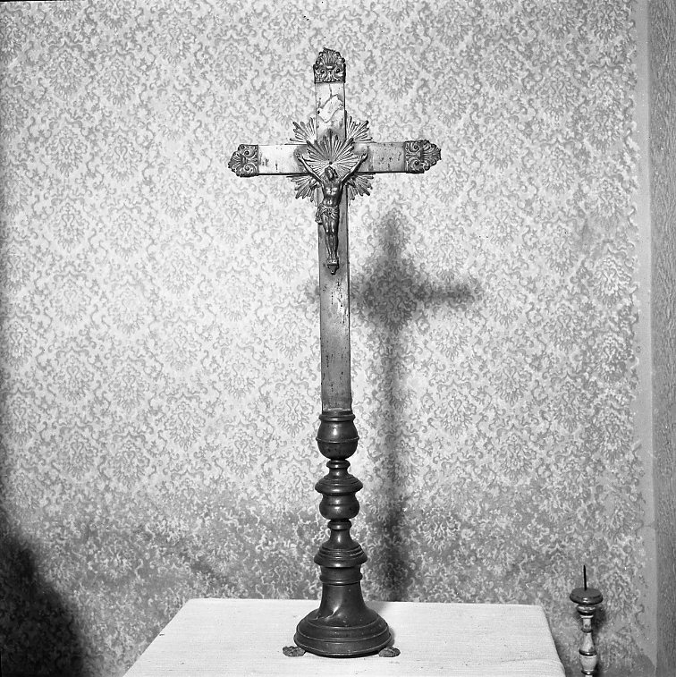 croce d'altare, elemento d'insieme - produzione marchigiana (prima metà sec. XX)