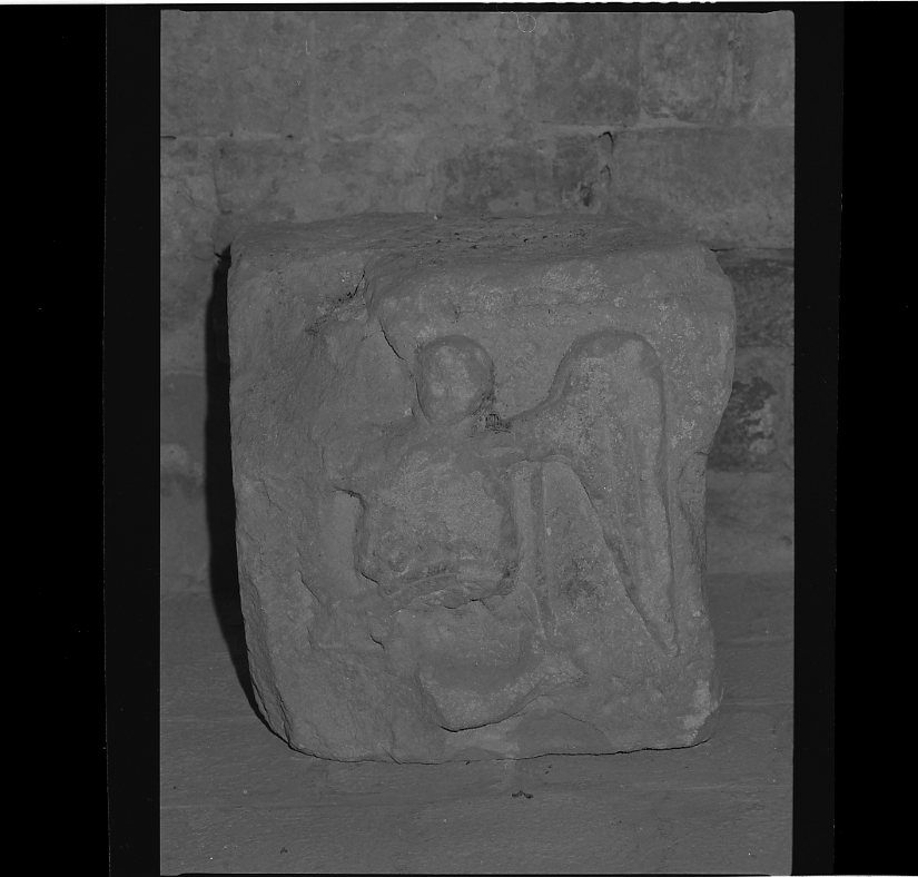 angelo (rilievo) - bottega marchigiana (fine/inizio secc. XII/ XIII)