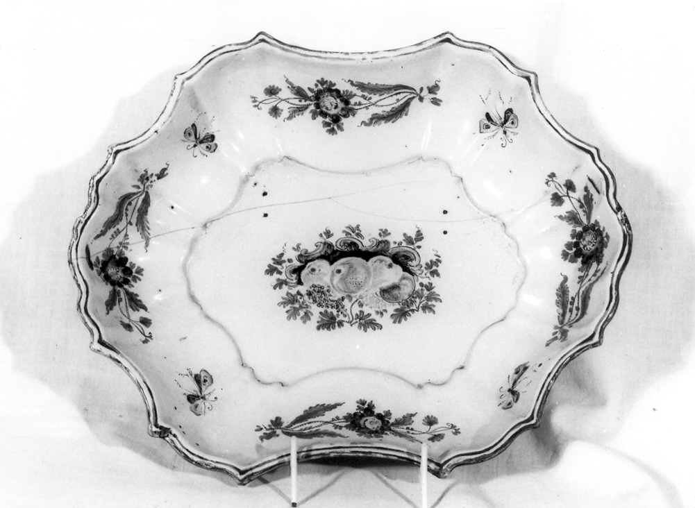 bacile, opera isolata - bottega pesarese (sec. XVIII)