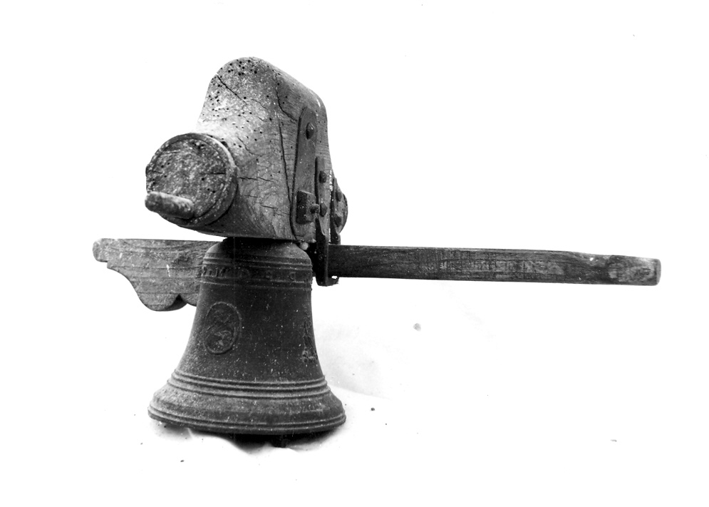 campana, opera isolata di Mariani (sec. XVIII)