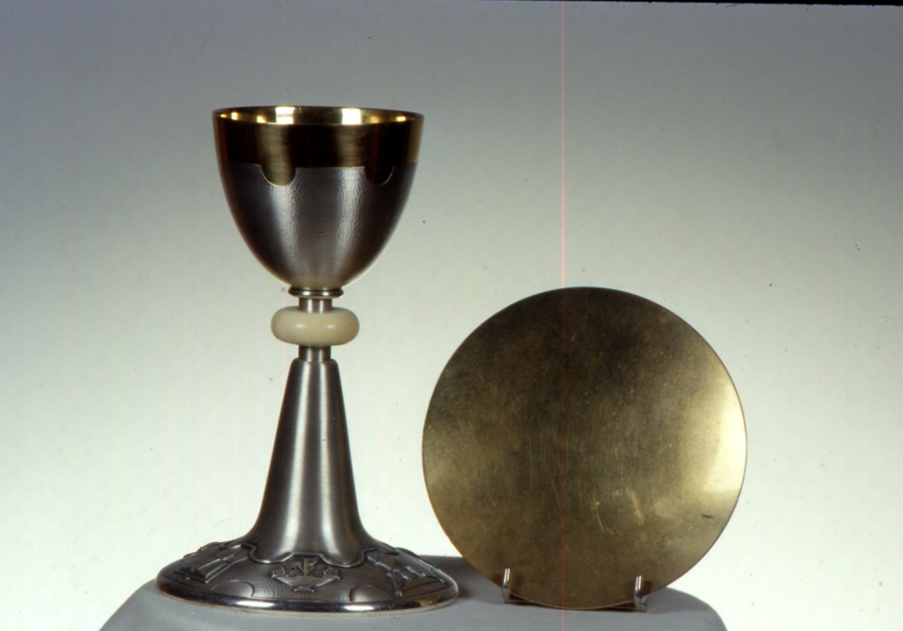 calice, elemento d'insieme - bottega marchigiana (metà sec. XX)