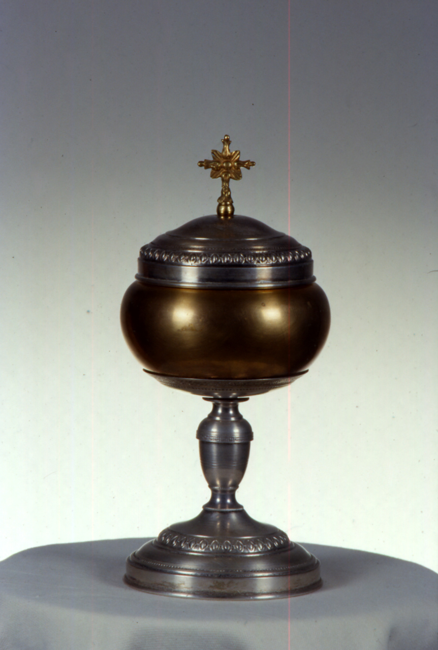 pisside - bottega marchigiana (sec. XVIII)