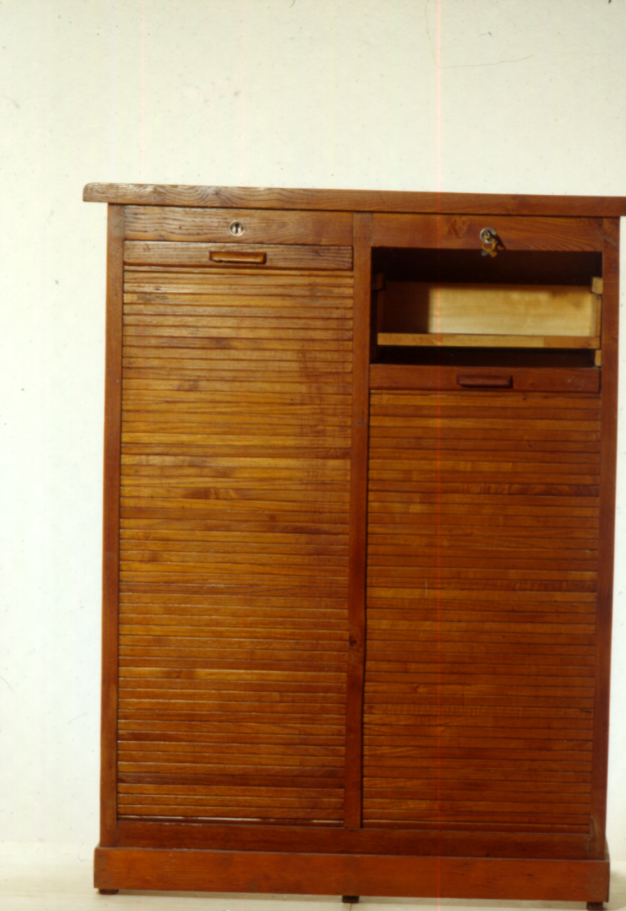armadio da sacrestia - bottega marchigiana (sec. XX)
