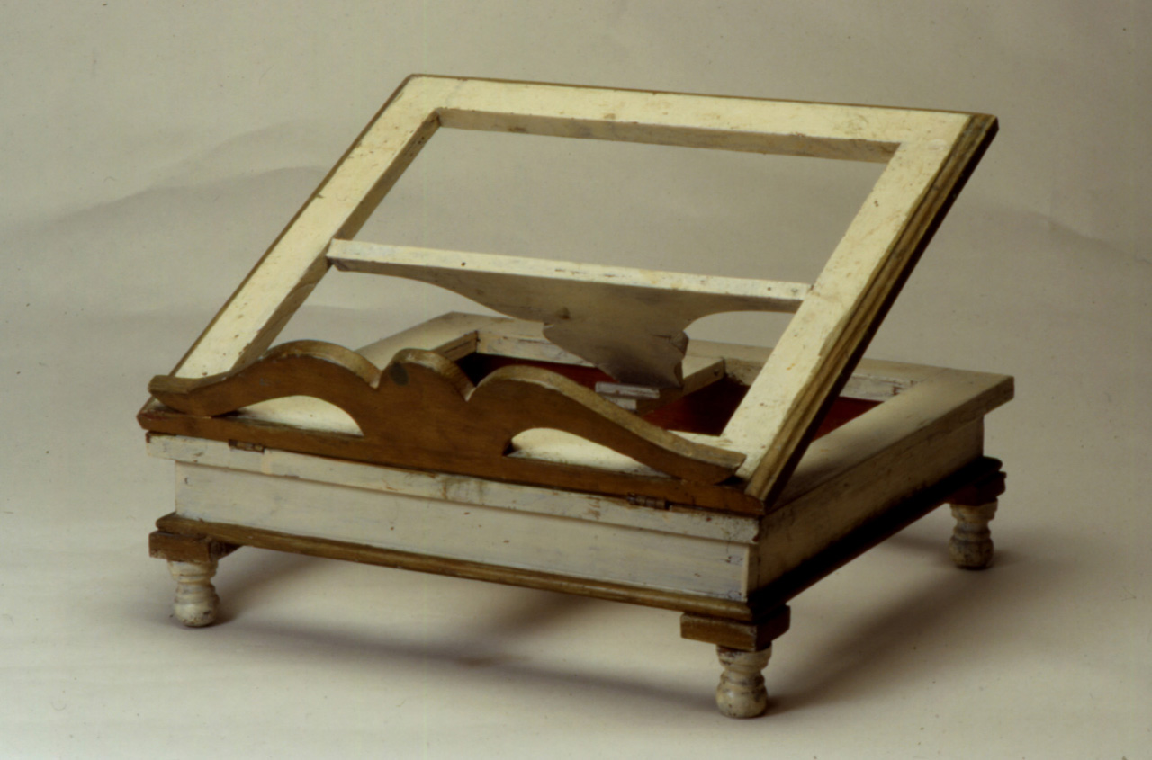 leggio d'altare - bottega marchigiana (prima metà sec. XVIII)