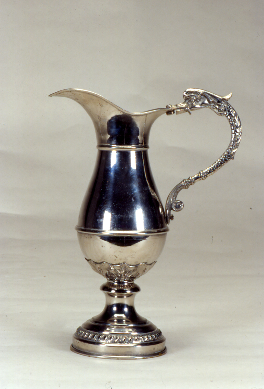 brocca - bottega marchigiana (prima metà sec. XX)