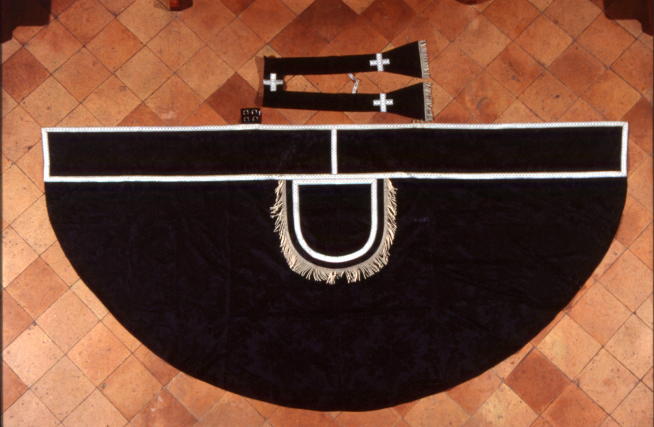 piviale, elemento d'insieme - manifattura italiana (prima metà sec. XX)