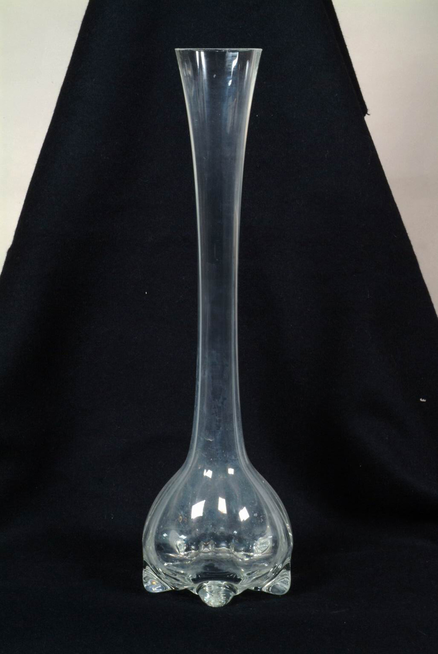 vaso da fiori, elemento d'insieme - produzione italiana (inizio sec. XX)