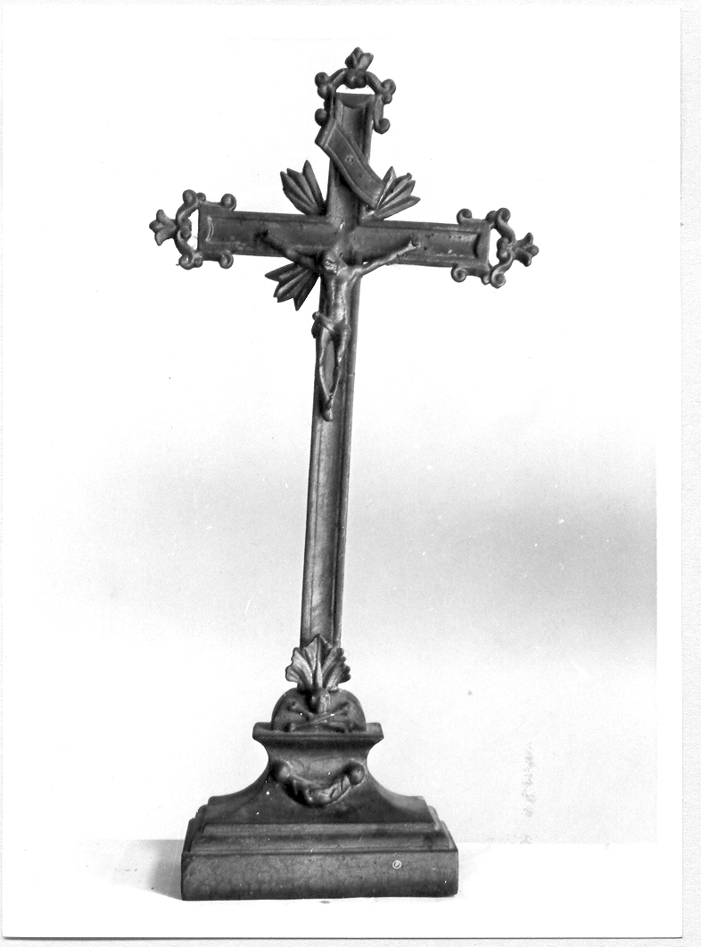 croce d'altare - bottega marchigiana (sec. XVIII, sec. XIX)