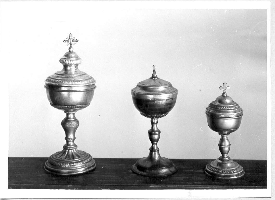 pisside - bottega marchigiana (sec. XVIII)