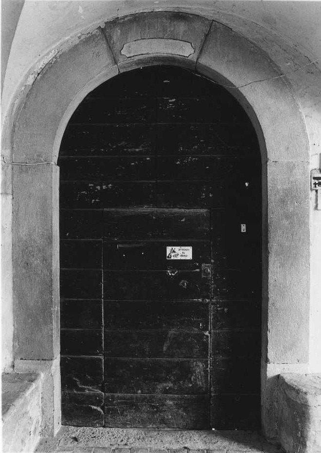 portale - ad arco - bottega marchigiana (sec. XVII)