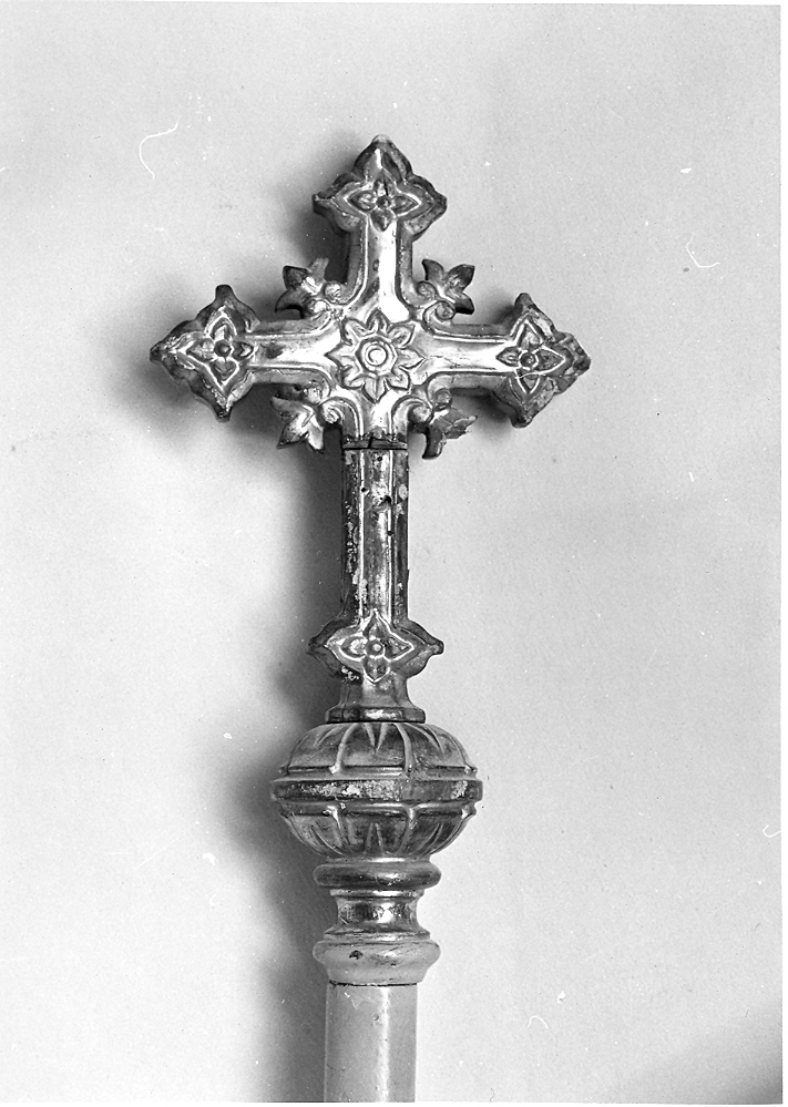 croce processionale - manifattura marchigiana (sec. XIX)