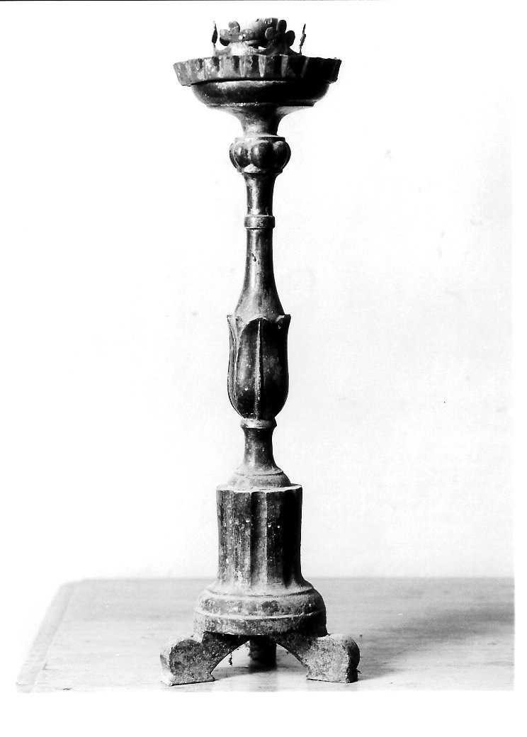 candeliere, serie - bottega marchigiana (ultimo quarto sec. XIX)