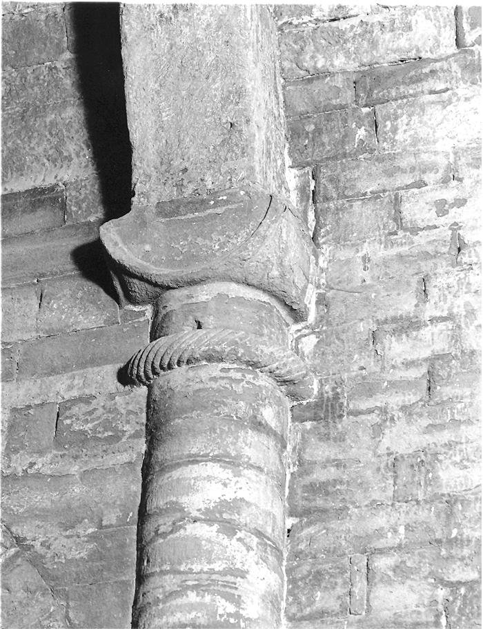 capitello, serie - manifattura Italia centro-settentrionale (terzo quarto sec. XII)