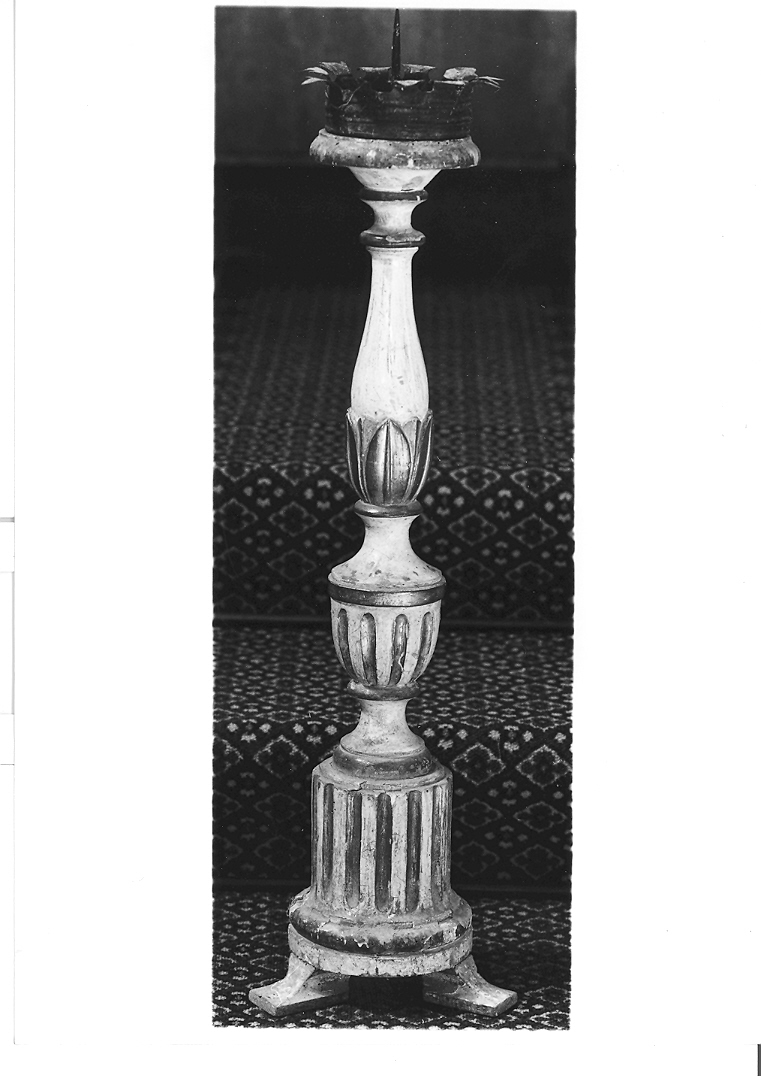 candeliere, serie - bottega marchigiana (seconda metà sec. XIX)