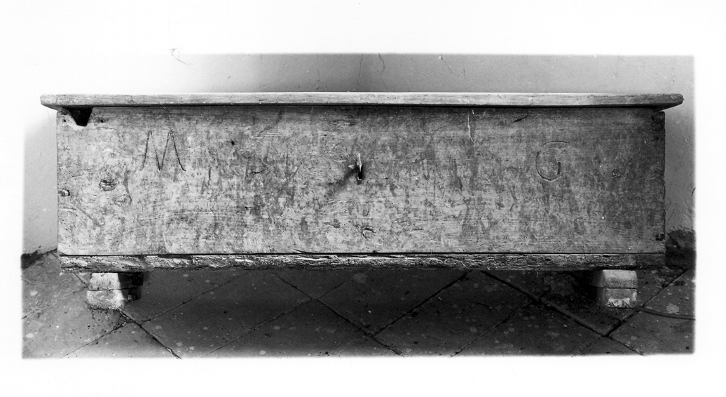 cassapanca - bottega marchigiana (sec. XVII)