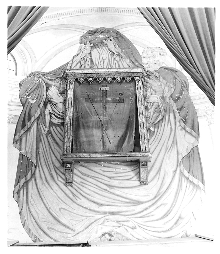 tendaggio sorretto da angeli, angeli (dipinto) di Orlandi Felice (sec. XIX)