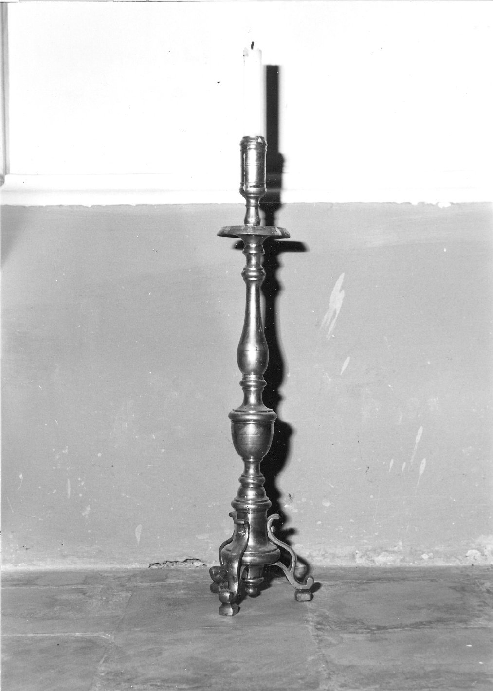 candeliere, serie - bottega marchigiana (prima metà sec. XX)