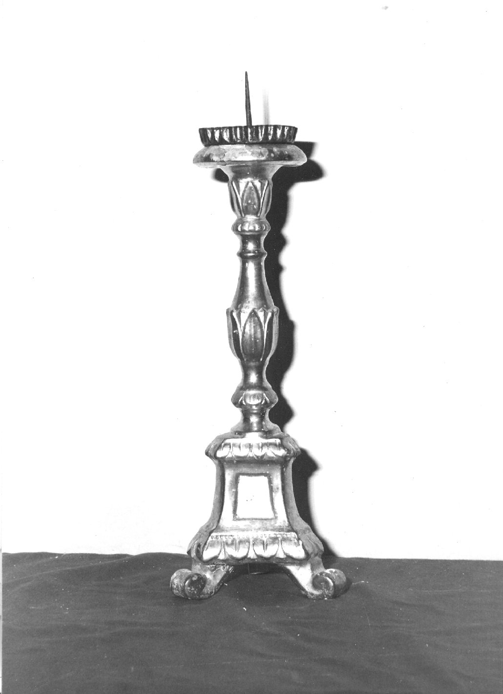 candeliere, serie - bottega marchigiana (fine/inizio secc. XIX/ XX)