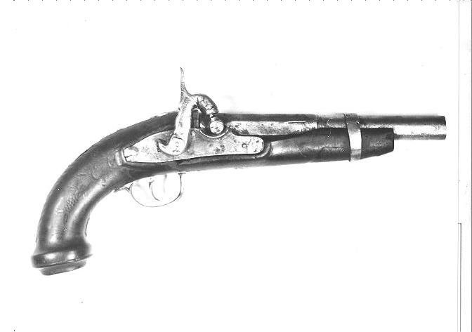 pistola - bottega belga (prima metà sec. XIX)