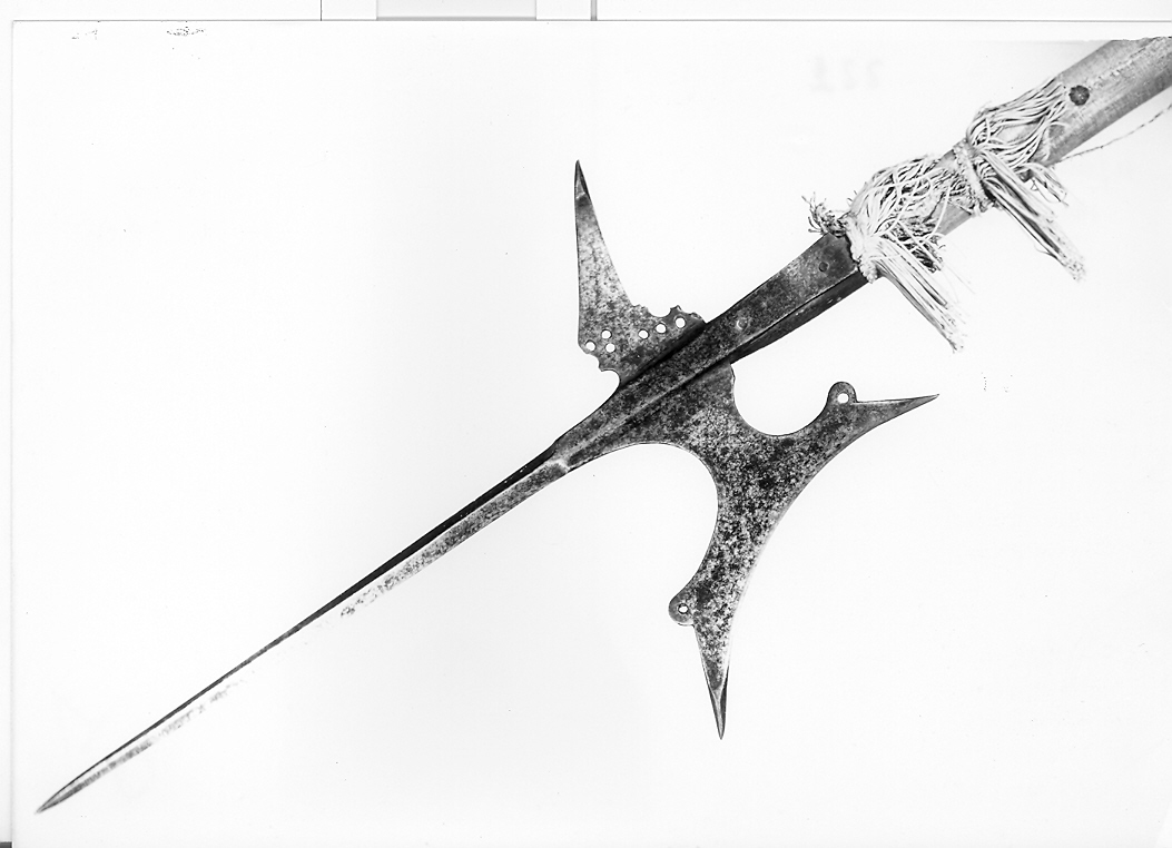 alabarda - bottega Italia settentrionale (fine sec. XVI)