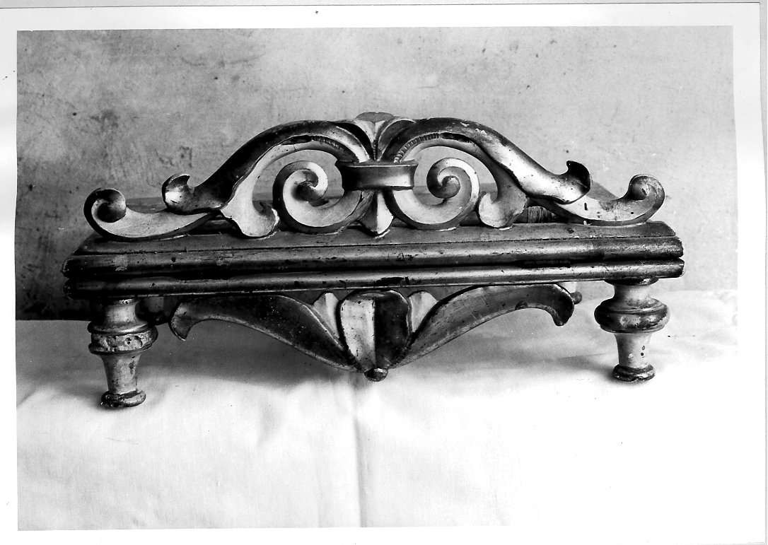 leggio d'altare - bottega marchigiana (sec. XVIII)