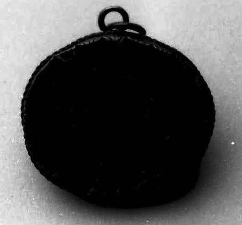 reliquiario a capsula - a medaglione - bottega sarda (fine/inizio secc. XIX/ XX)