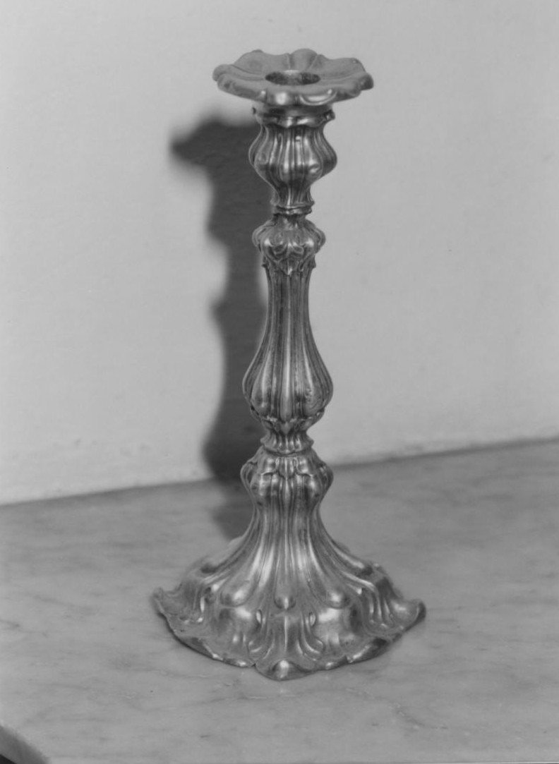 candeliere d'altare, serie - bottega italiana (fine sec. XIX)