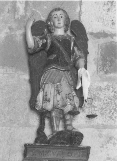 San Michele arcangelo combatte Satana (statua) - bottega sarda (metà sec. XVII)
