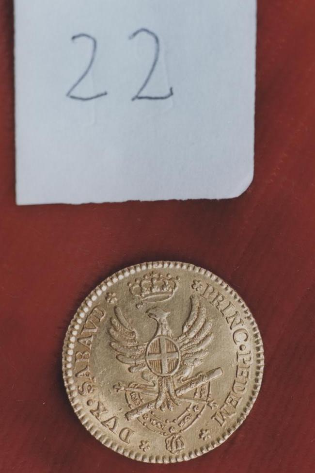 moneta - doppia - produzione torinese (sec. XVIII)
