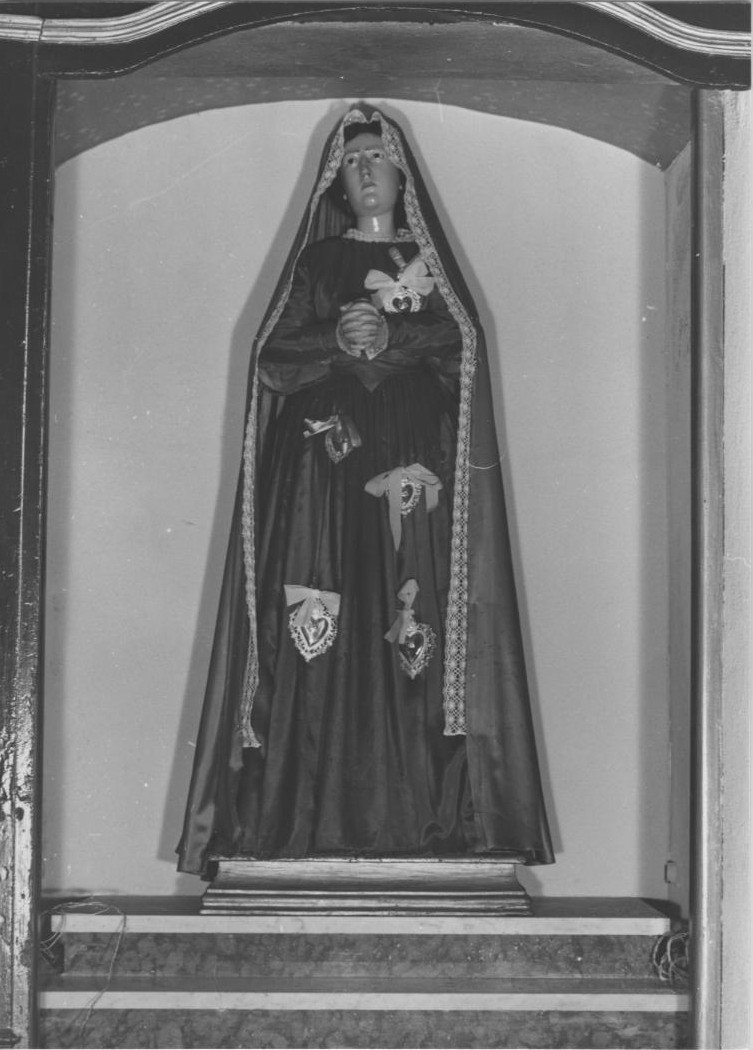 Madonna Addolorata (statua) di Lonis Giuseppe Antonio (attribuito) (sec. XVIII)