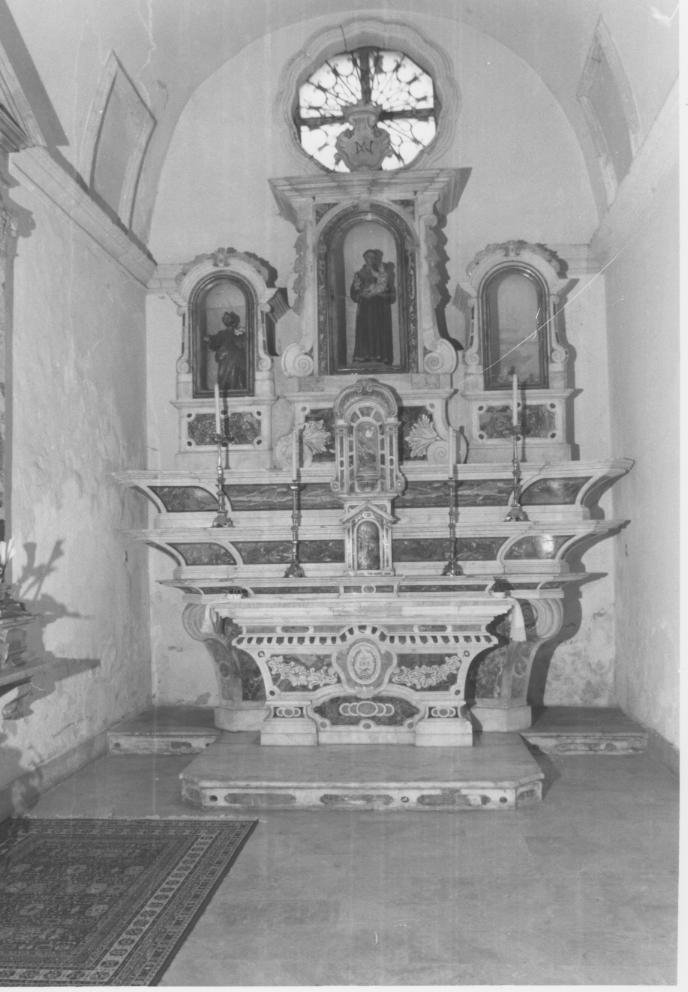 Altare della Madonna di Montenero (già di San Priamo) (altare) - bottega liguro-lombarda (sec. XVIII)