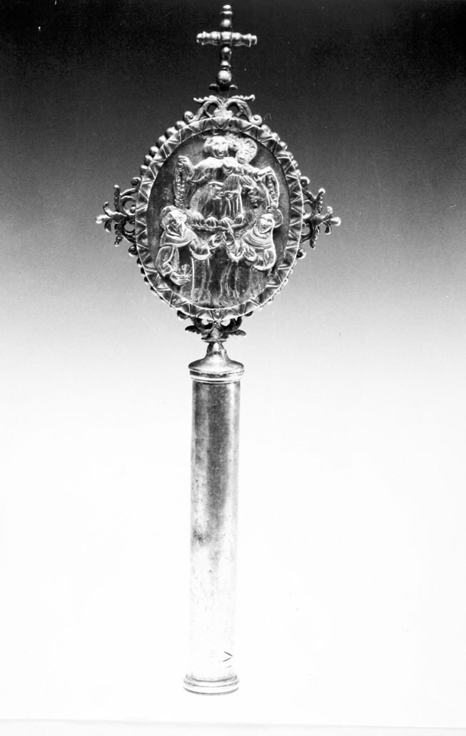 Madonna del Rosario (emblema di confraternita) - bottega sarda (seconda metà sec. XVIII)