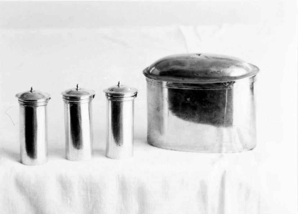 custodia - dei vasi per la riserva degli oli santi - bottega sarda (sec. XVIII)