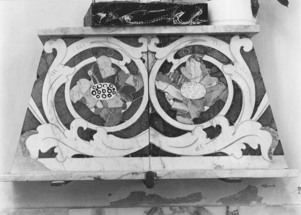 motivo decorativo fitomorfo (altare, frammento) - bottega sarda (seconda metà sec. XVIII)
