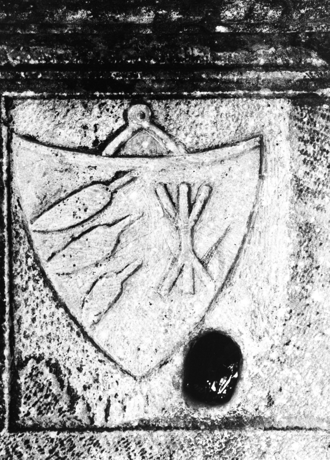 stemma (rilievo, elemento d'insieme) - bottega araba, bottega lombarda (sec. XIII)