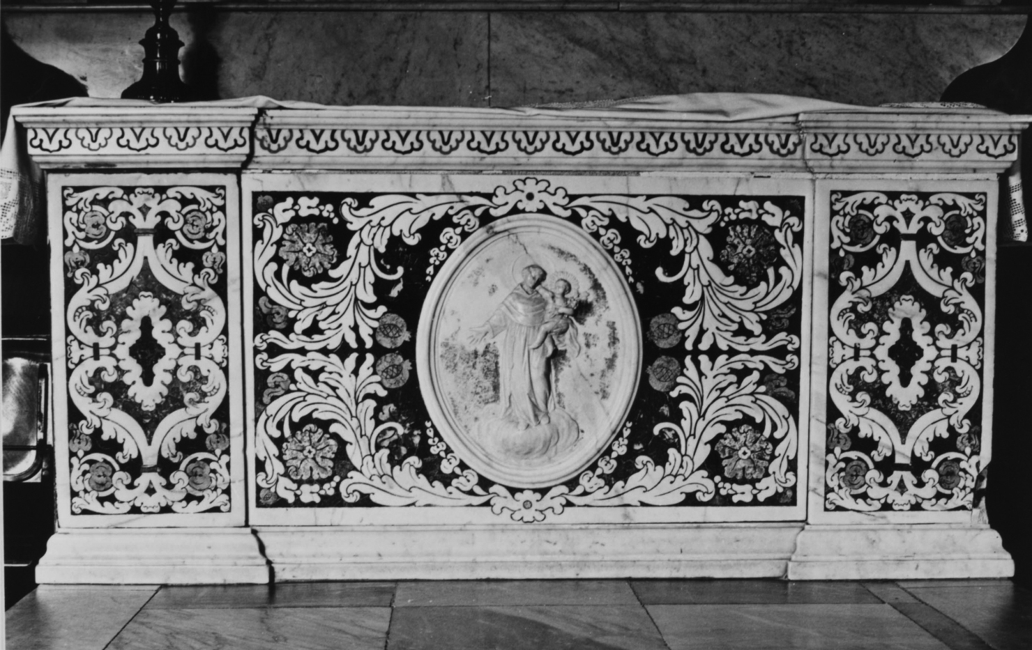 Sant'Antonio da Padova con il bambino (paliotto - a pannello piano) - ambito ligure-lombardo (prima metà sec. XVIII)