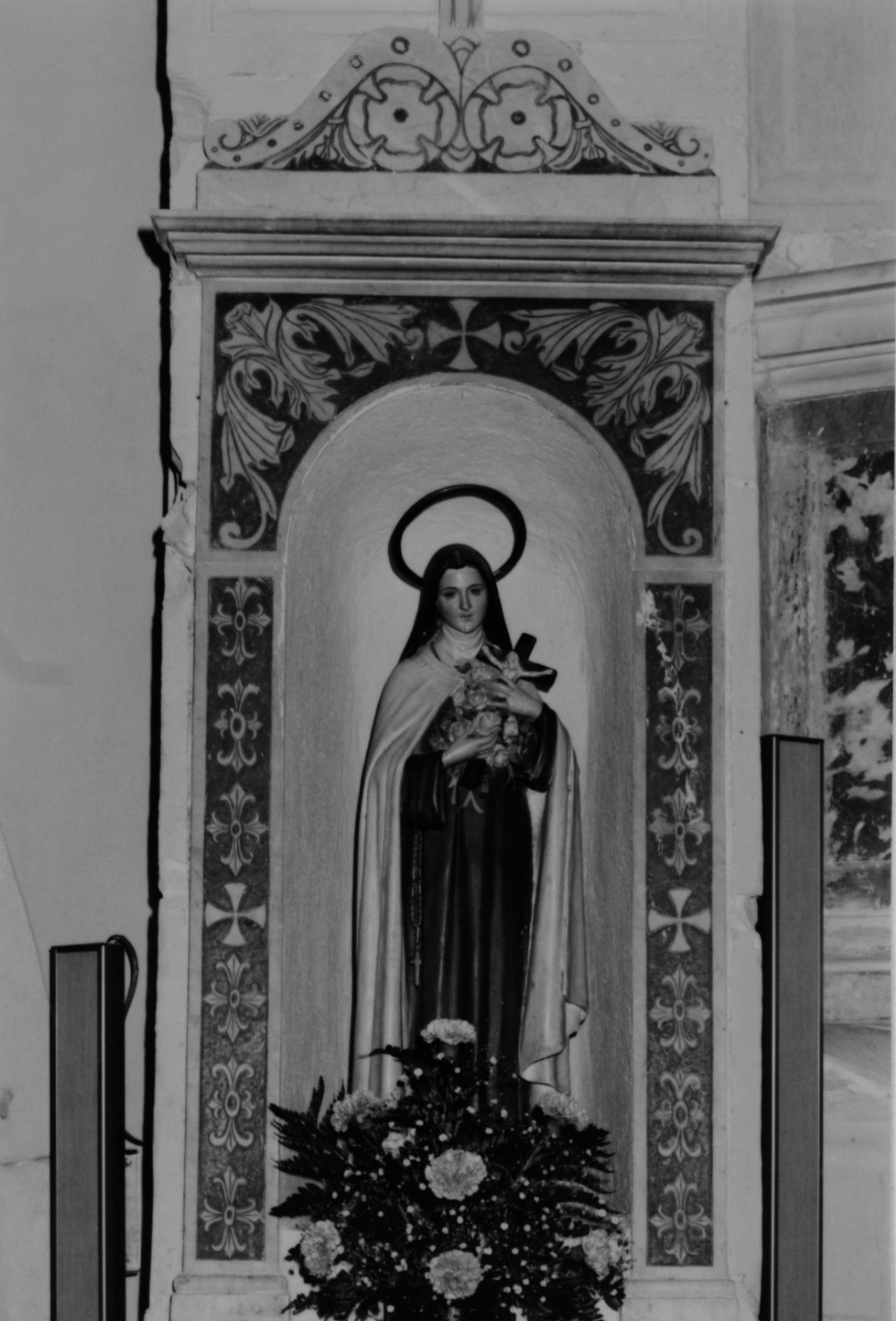 Santa Teresa del Bambino Gesù (statua) - bottega italiana (sec. XX)
