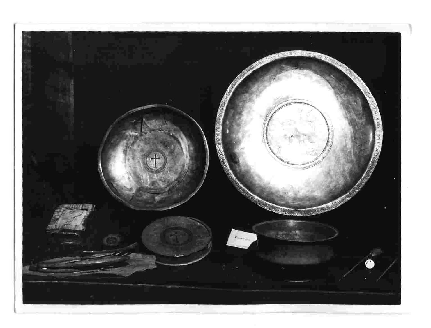 patena, insieme - bottega umbra (sec. VI)
