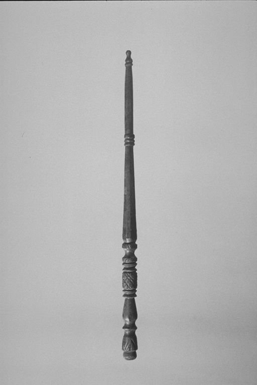 mazza, opera isolata - manifattura umbra (sec. XVI)