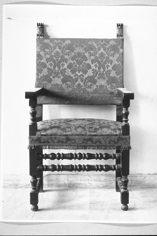 poltrona, opera isolata - manifattura italiana (prima metà sec. XVII)