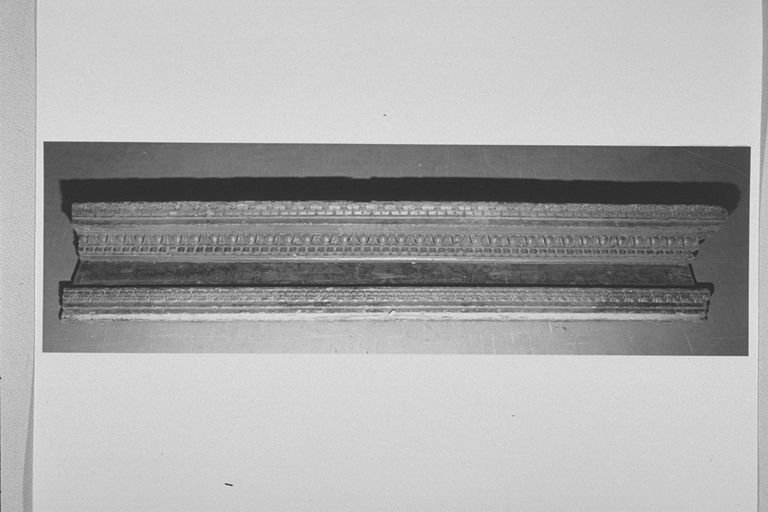 cornice, elemento d'insieme - ambito umbro (sec. XVI)