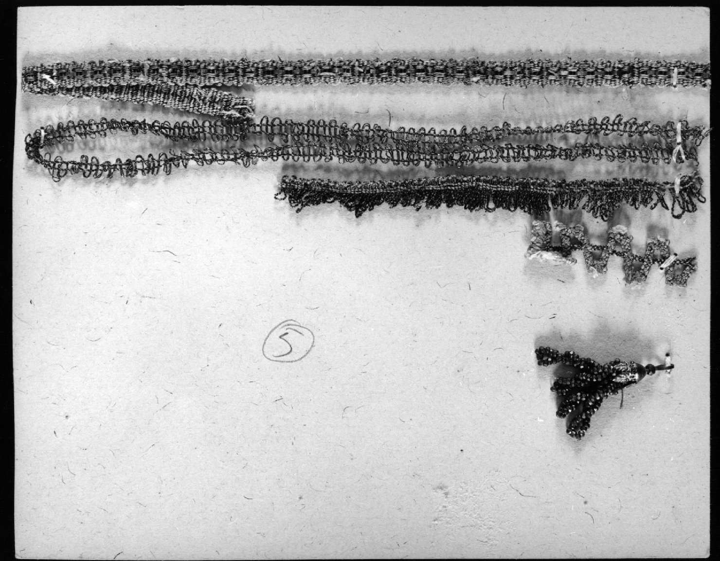 frangia, frammento - manifattura italiana (prima metà sec. XVII)