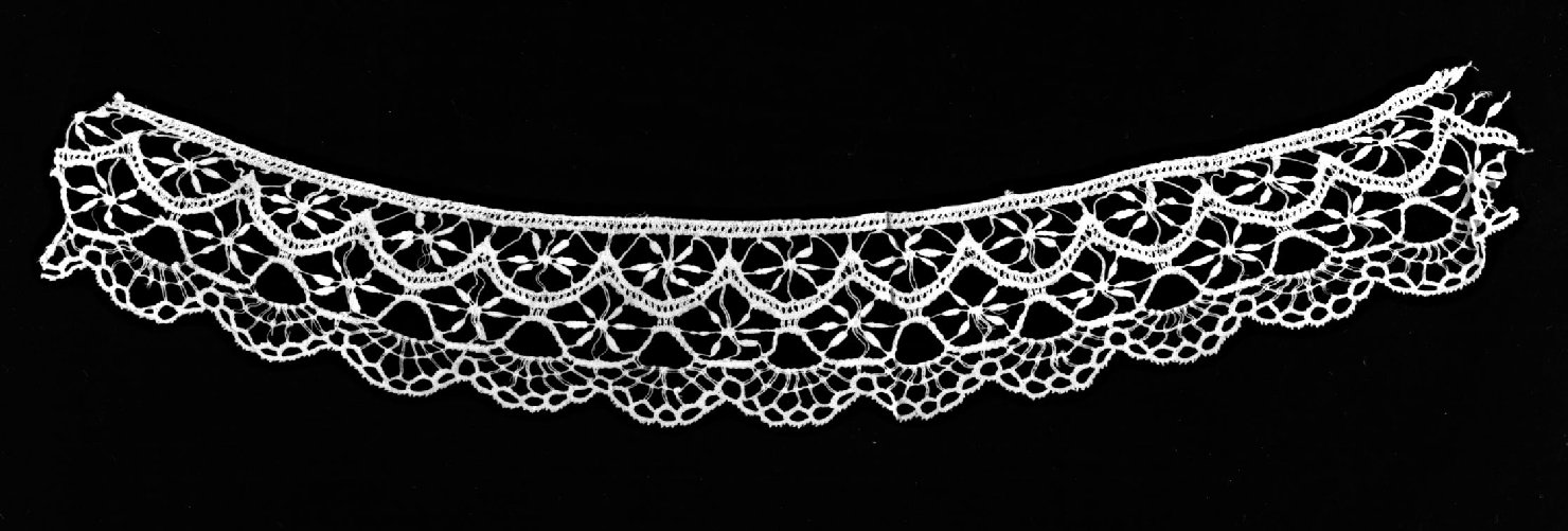 colletto, frammento - manifattura italiana (ultimo quarto sec. XIX)