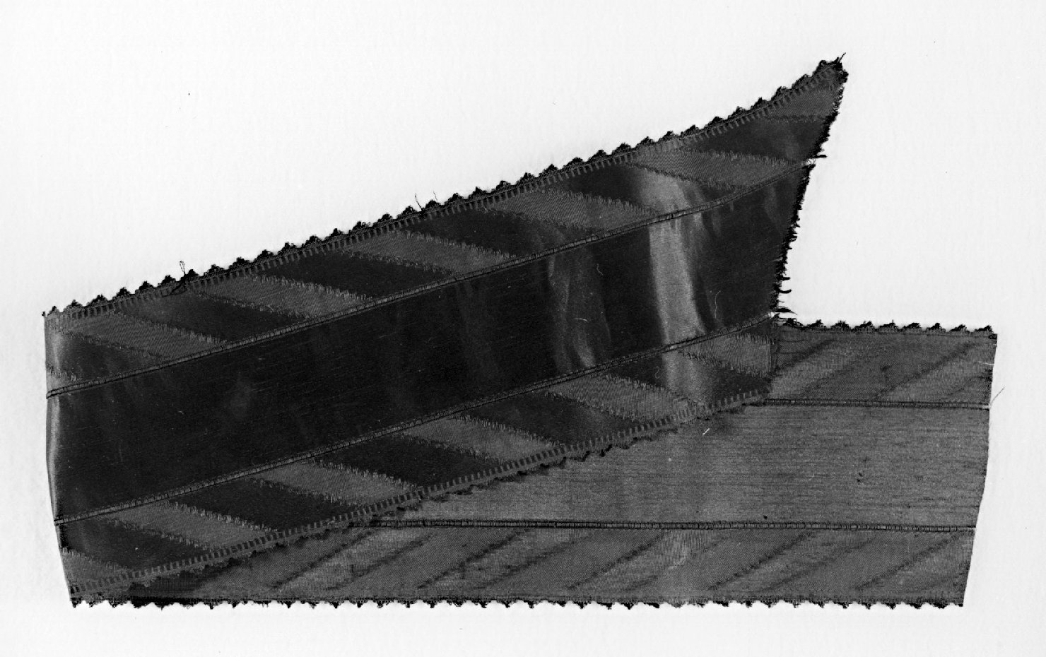 nastro, frammento - manifattura italiana (sec. XIX)