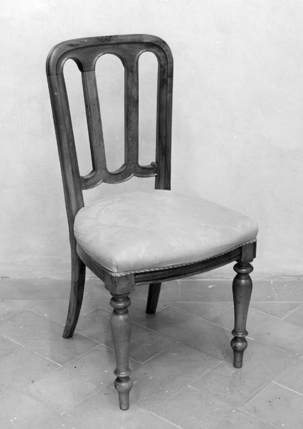 sedia, opera isolata - manifattura italiana (secondo quarto sec. XX)