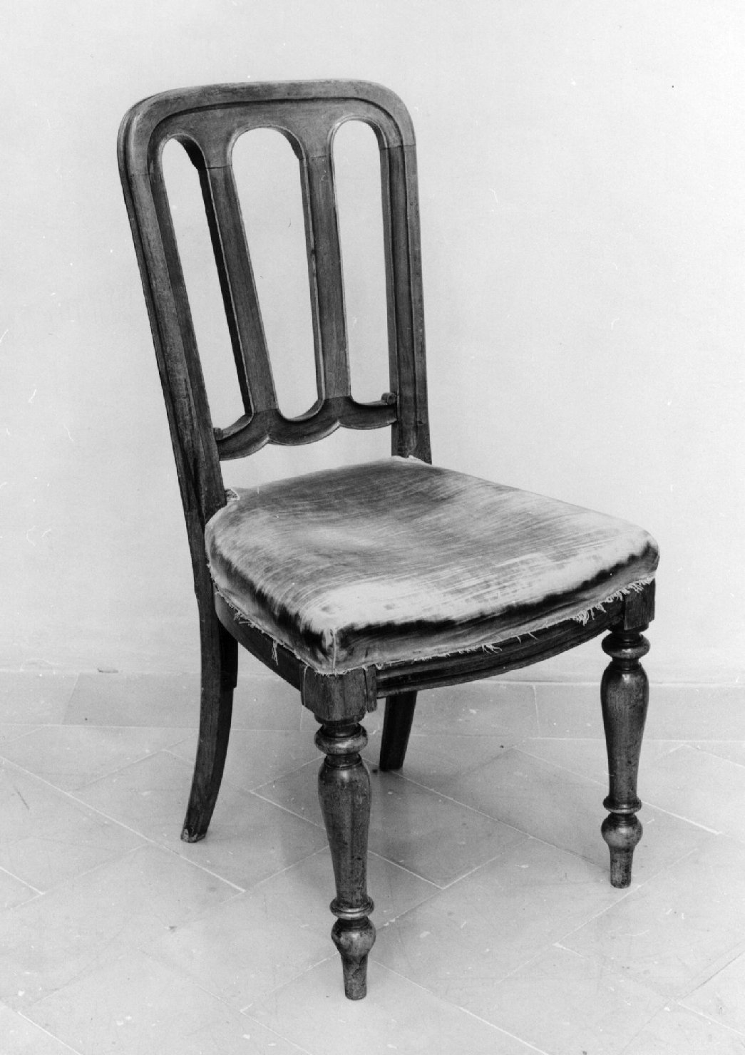 sedia, opera isolata - manifattura italiana (secondo quarto sec. XX)