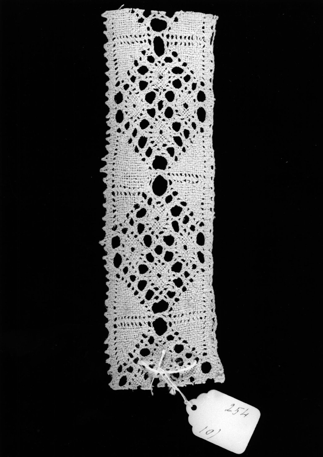 bordo, frammento - manifattura italiana (ultimo quarto sec. XVII)